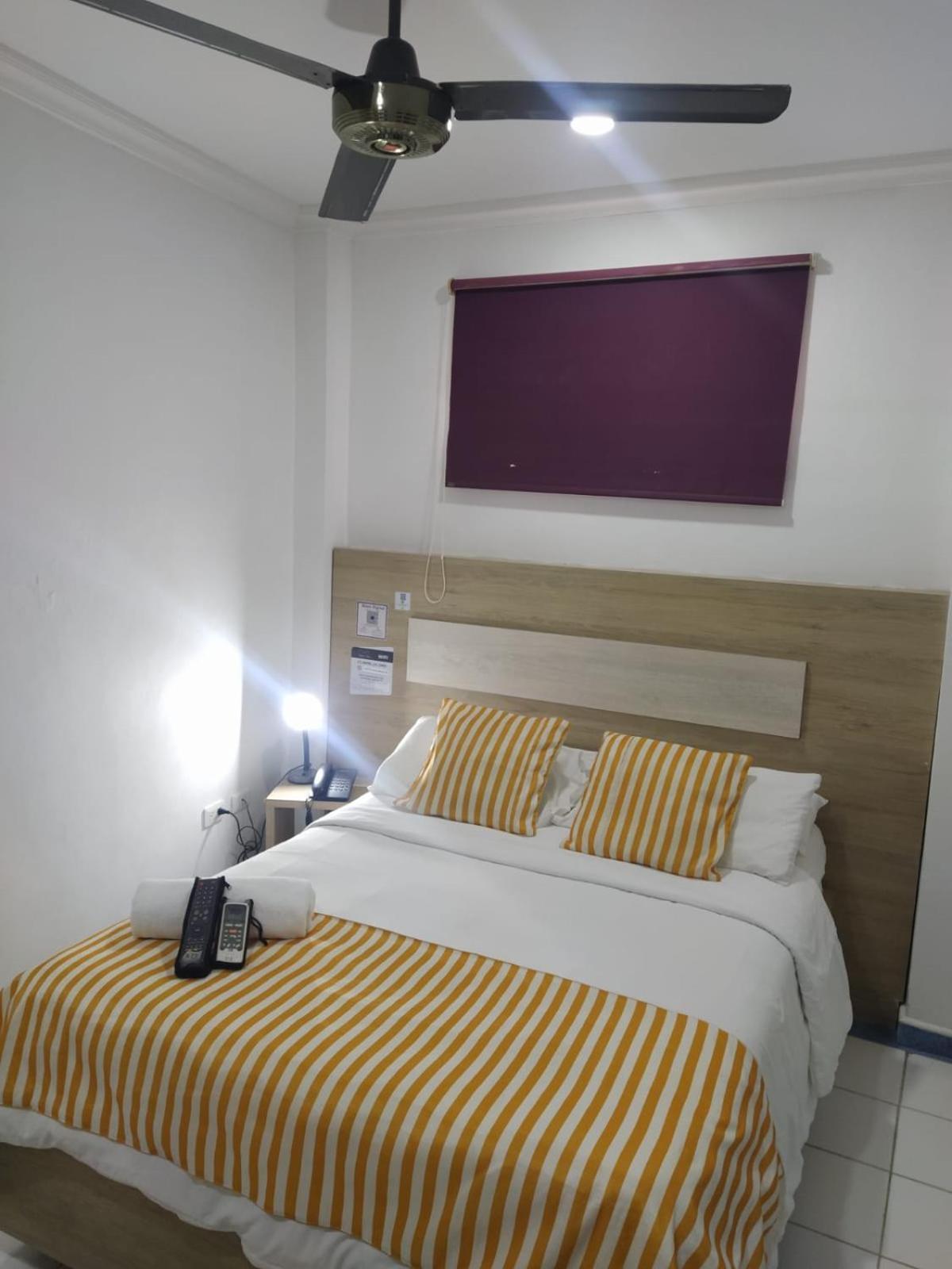 Hotel La Casa 1 Montería Exteriör bild